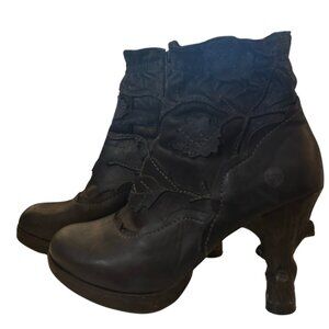 Blue Leather Short Boot with Tree Trunk Heel